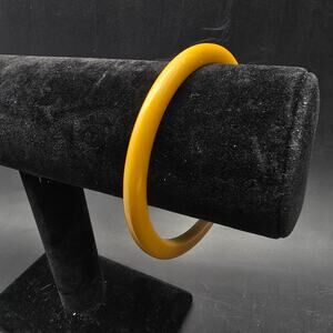 Yellow Bakelite Bangle Bracelet Vintage Plastics